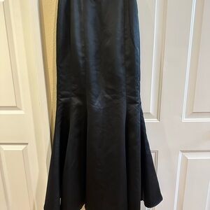 Elegant Black Women's Skirt